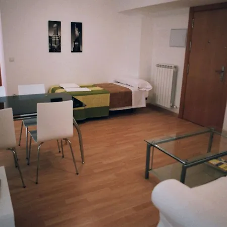 Auhabitat Zaragoza, Edificio De Turisticos شقة سرقسطة