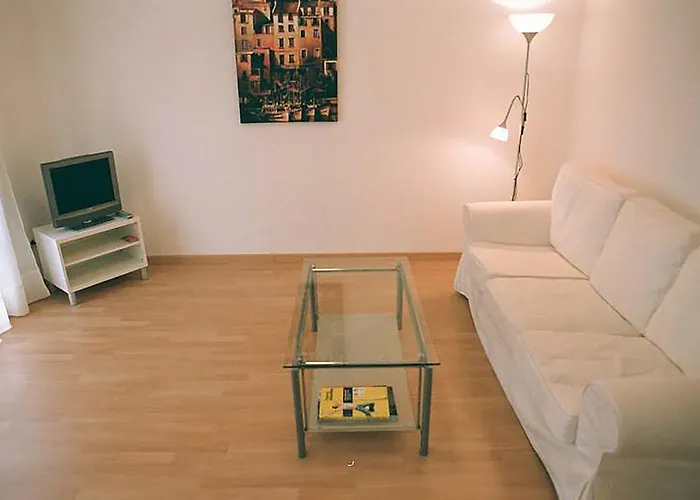 Auhabitat Zaragoza, Edificio De Turisticos