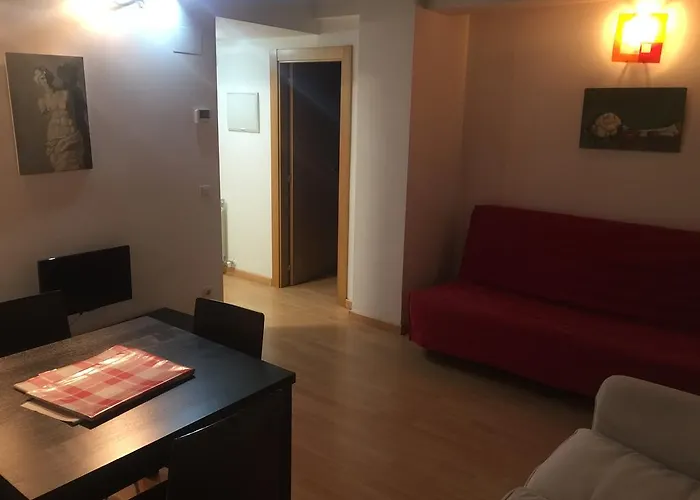 Auhabitat Zaragoza, Edificio De Turisticos * Saragozza