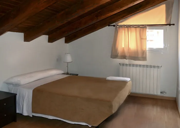 Auhabitat Zaragoza, Edificio De Turisticos Saragozza