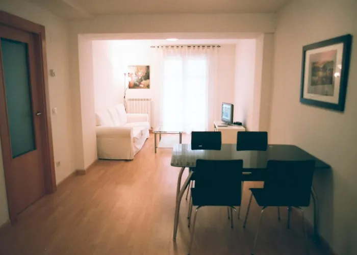 Auhabitat Zaragoza, Edificio De Turisticos Saragozza