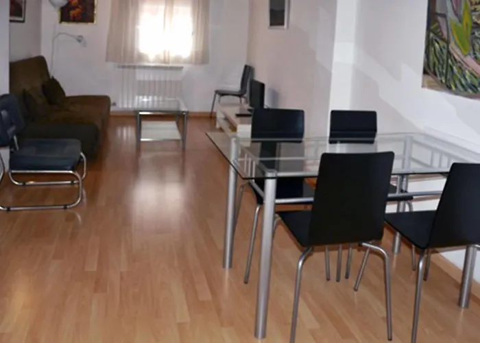 Auhabitat Zaragoza, Edificio De Turisticos Saragozza